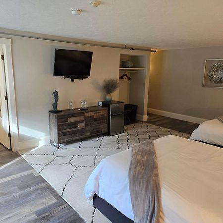Gunstock Inn & Suites 길포드 외부 사진